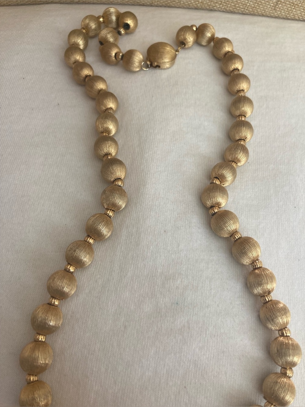 Satin Finished Vintage Gold Tone Necklace Box Push Clasp